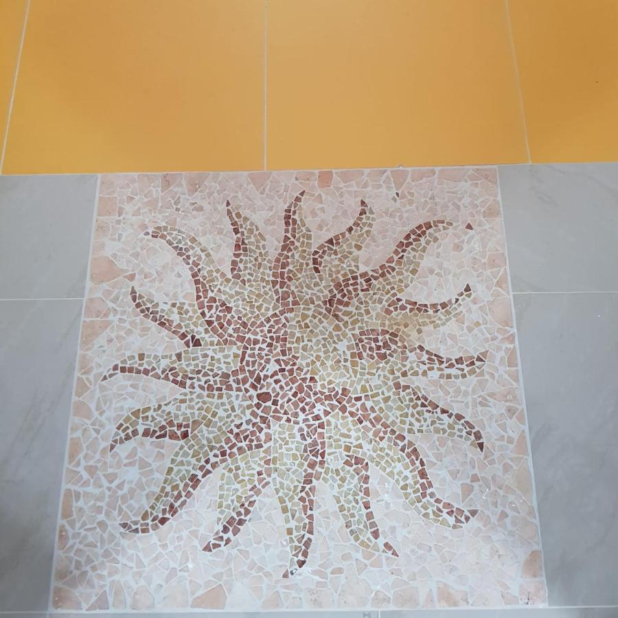Hotel Restorant Genti Peshkatari 오리쿰 외부 사진