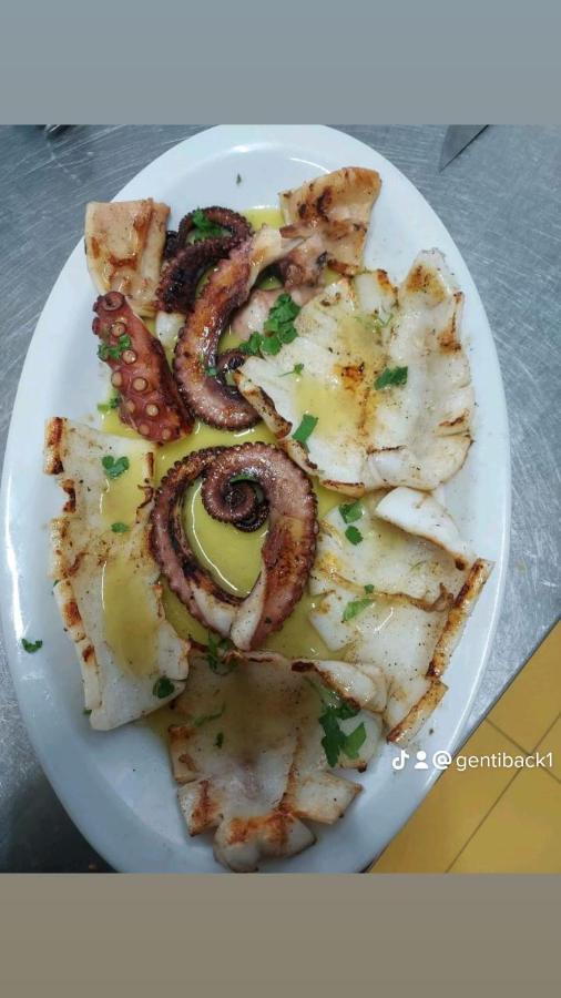 Hotel Restorant Genti Peshkatari 오리쿰 외부 사진